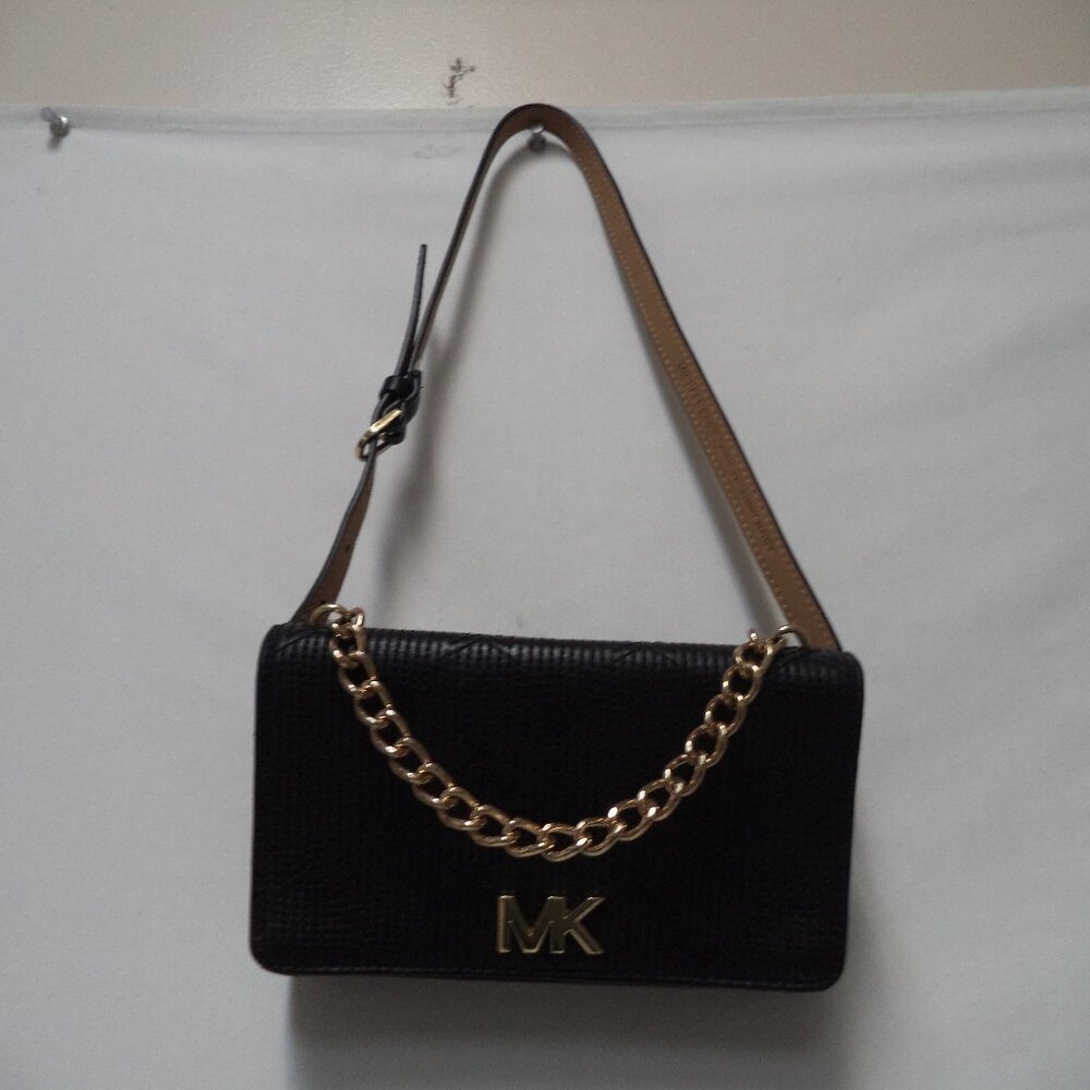 Michael Kors Leather quilted Belt Crossbody bag purse black Fanny Pack chain